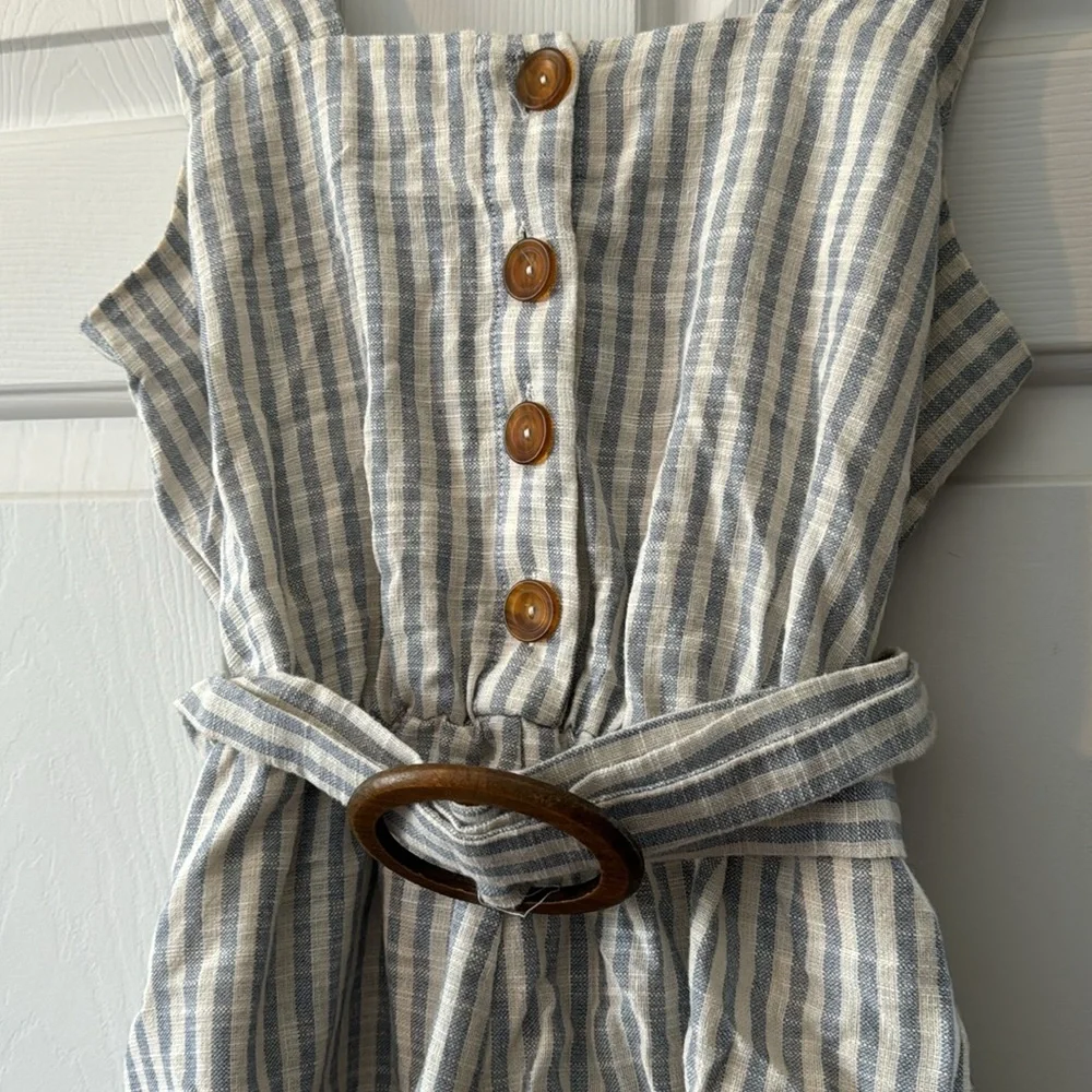 Linen romper - Picture 2 of 2